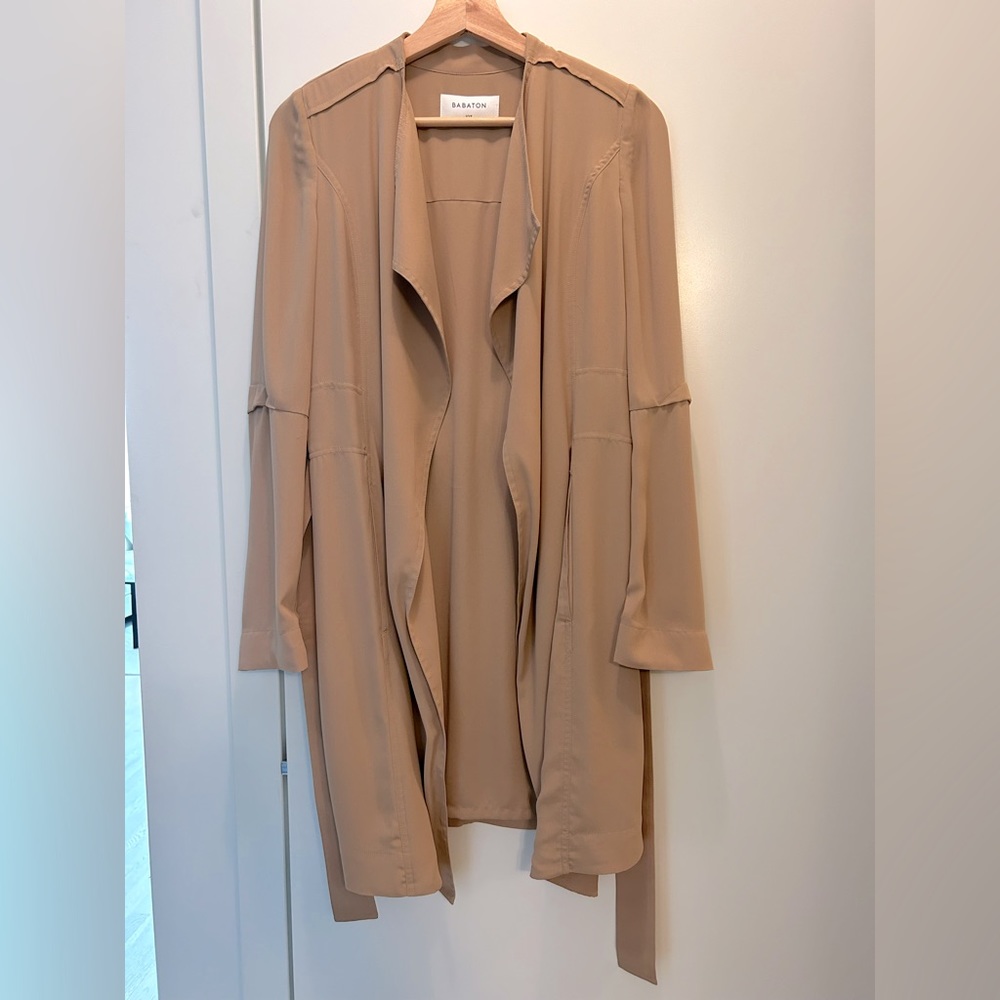 Aritzia Babaton Quincey Jacket, Babaton Flowy Trench Coat, Modern, Lightweight